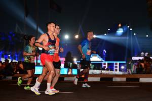 BIB: 412
                            <button type="button" onclick="openModal(15067963)" class="btn btn-primary btn-sm float-right btn-popup" data-toggle="modal" data-target=".modal-high-quality">
                        <i class="fas fa-shopping-cart"></i> Add to Cart
                    </button>
                                            <button type="button" onclick="isThisMe(15067963, true)" class="btn btn-success btn-sm float-right btn-popup btn-isme hidden" data-toggle="tooltip" data-placement="bottom" title="นี่คือรูปของคุณใช่ไหม คลิกที่นี่เพื่อเอาเข้าอัลบั้ม">
                        <i class="fas fa-plus"></i> Add to album
                    </button>
                    <button type="button" onclick="isThisMe(15067963, false)" class="btn btn-warning btn-sm float-right btn-popup btn-isnotme hidden">
                        <i class="fas fa-ban"></i> Remove from album
                    </button>